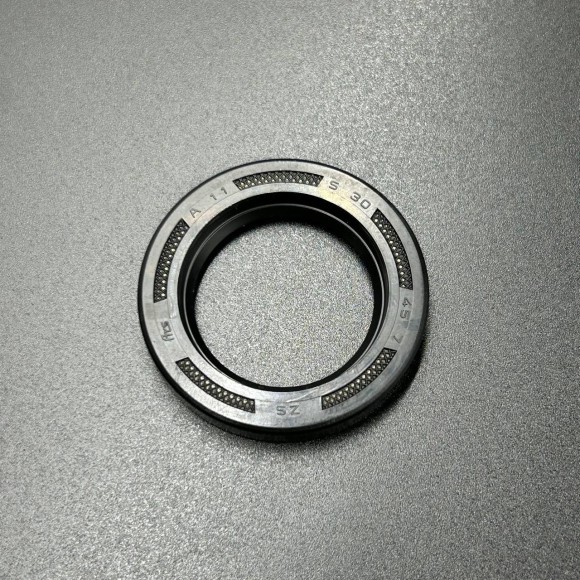 Сальник торсионного вала для YAMAHA F425 (93101-30018; 93101-30037) () (Yamaha)