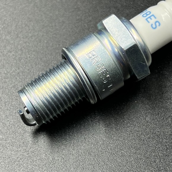 Свеча зажигания NGK BR8ES (PREMARINE) Свеча зажигания NGK BR8ES (PREMARINE)