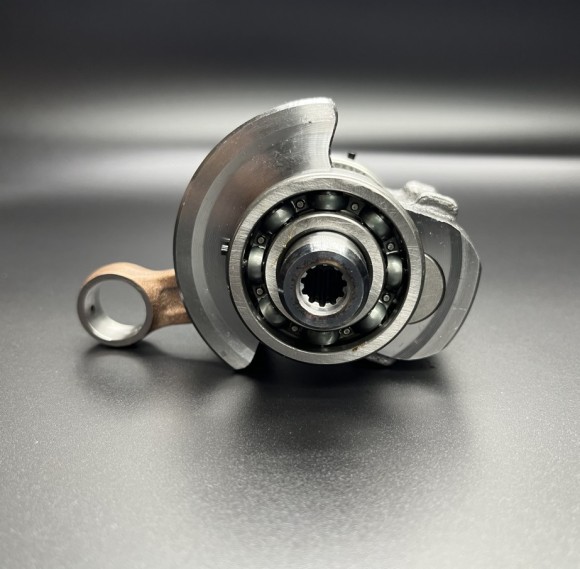 Коленчатый вал Tohatsu 5 (369-00069) (PREMARINE) Коленчатый вал Tohatsu 5 (369-00069) (PREMARINE)