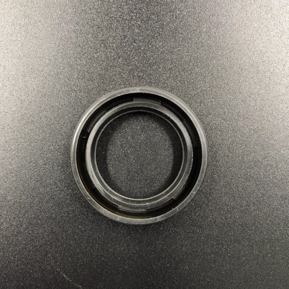 Сальник Yamaha (93101-25M69; F9.9-01.01.00.13) (25x37x7) (Yamaha)