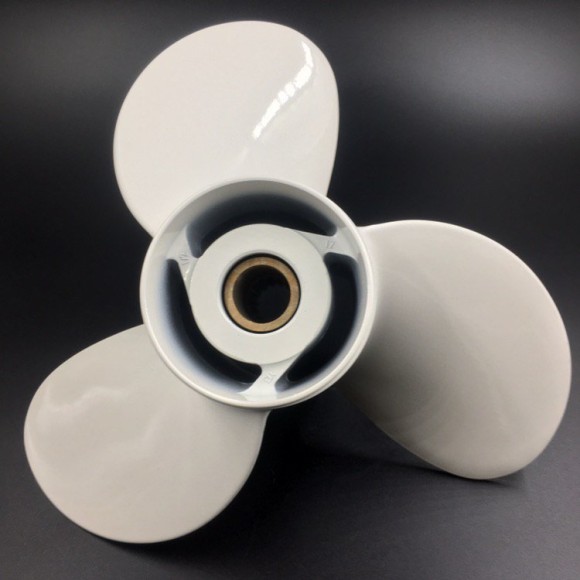 Гребной винт Yamaha 60-140, F70-F130 (3x13-1/2x17) Гребной винт Yamaha 60-140, F70-F130 (3x13-1/2x17)