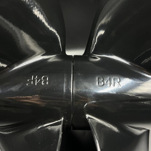 Гребной винт Volvo Penta DP B4 Front&Rear Props B4F&B4Rv (Polastorm)