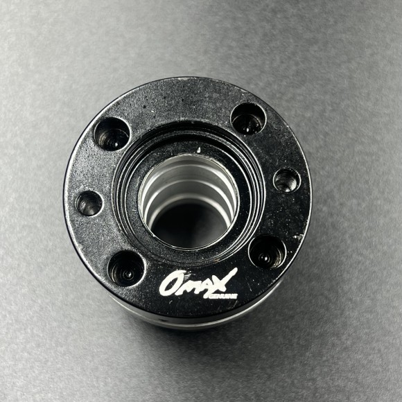 Гайка гидроцилиндра для Mercruiser Alpha Gen II/ Bravo I/II/III. Гайка гидроцилиндра для Mercruiser Alpha Gen II/ Bravo I/II/III.