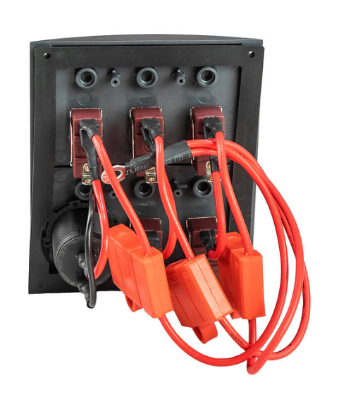 Панель бортового питания 5 переключателей, разъем прикуривателя, предохранители Панель бортового питания 5 переключателей, разъем прикуривателя, предохранители