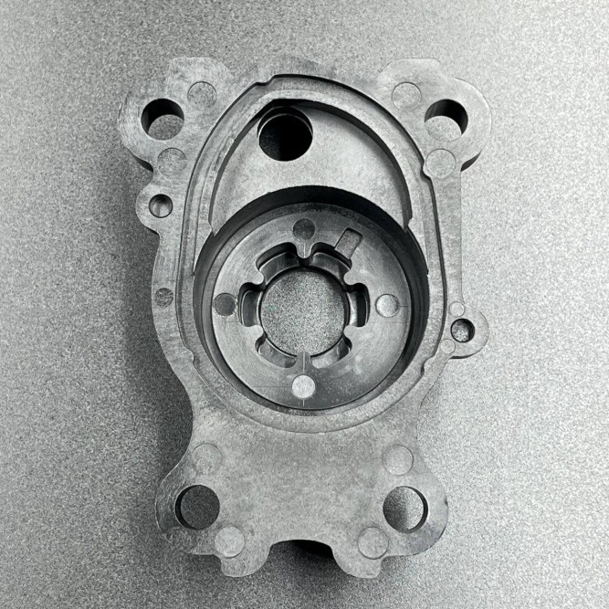 Корпус помпы охлаждения Yamaha 40-50, F40-60 (Omax)