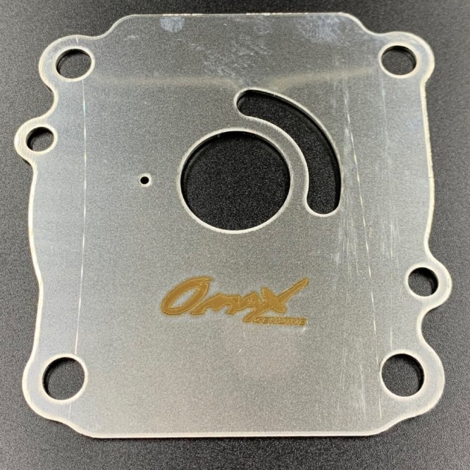 Пластина помпы охлаждения Suzuki DT90-100, DF60-140, DF100-140(A) (17471-87E10;17471-87E01) (Omax)
