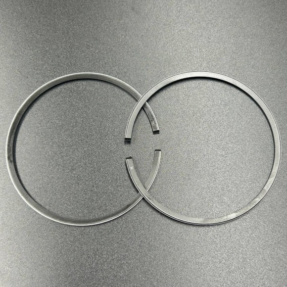 Кольца поршневые, комплект на один поршень Yamaha 60-70 (STD) (Omax)