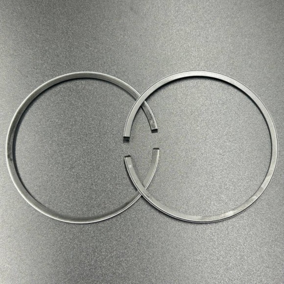 Кольца поршневые, комплект на один поршень Yamaha 60-70 (STD) (Omax)