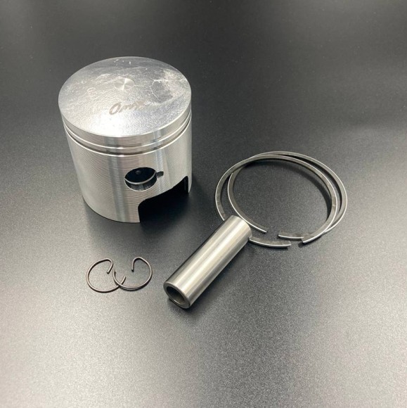 Поршневой комплект Suzuki DT25-30 (12110-96353-0.50) (0.50mm) (Omax)