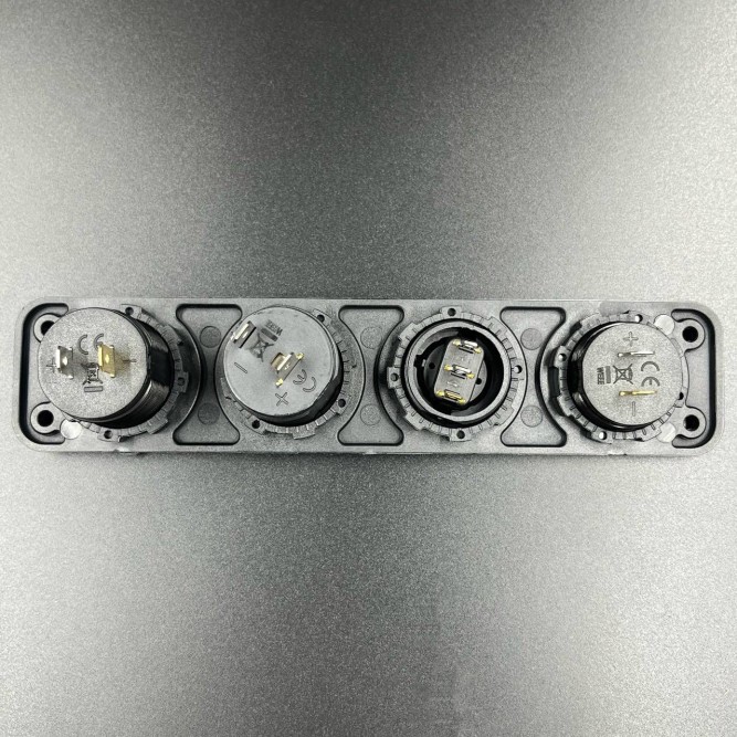 Панель управления (1 тумблер вкл/выкл, 2 USB, розетка 12V, вольтметр) (PREMARINE)