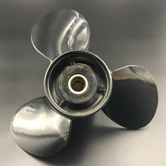 Гребной винт Suzuki DF150-DF300 Megara (3x14x23) (Polastorm) Гребной винт Suzuki DF150-DF300 Megara (3x14x23) (Polastorm)