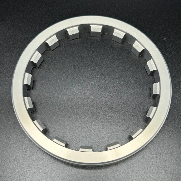 Гайка ступицы редуктора алюминиевая диам. 130 мм CARRIER RETAINER (Quicksilver)