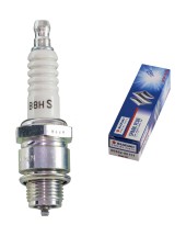 Свеча зажигания NGK B8HS Suzuki