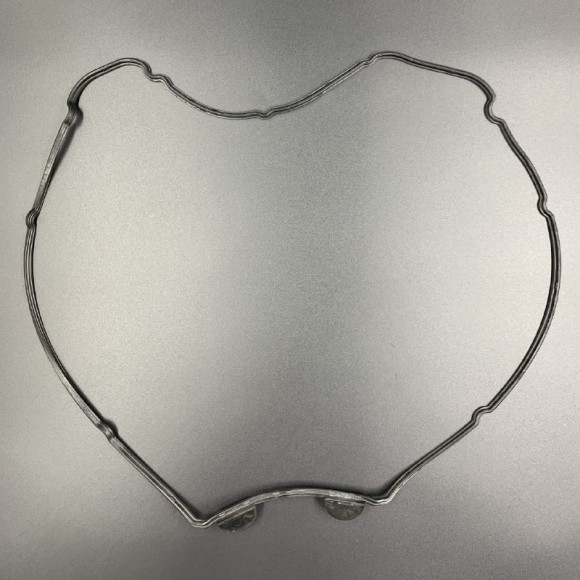 Прокладка под клапанную крышку Suzuki DF90-140, DF100-140(A) (Suzuki) Прокладка под клапанную крышку Suzuki DF90-140, DF100-140(A) (Suzuki)