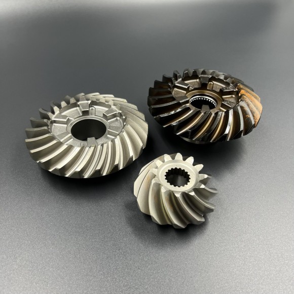 Шестерни редуктора (Комплект) Suzuki DF200-250 (от 2014 г.) (57300-93860) (Suzuki) Шестерни редуктора (Комплект) Suzuki DF200-250 (от 2014 г.) (57300-93860) (Suzuki)