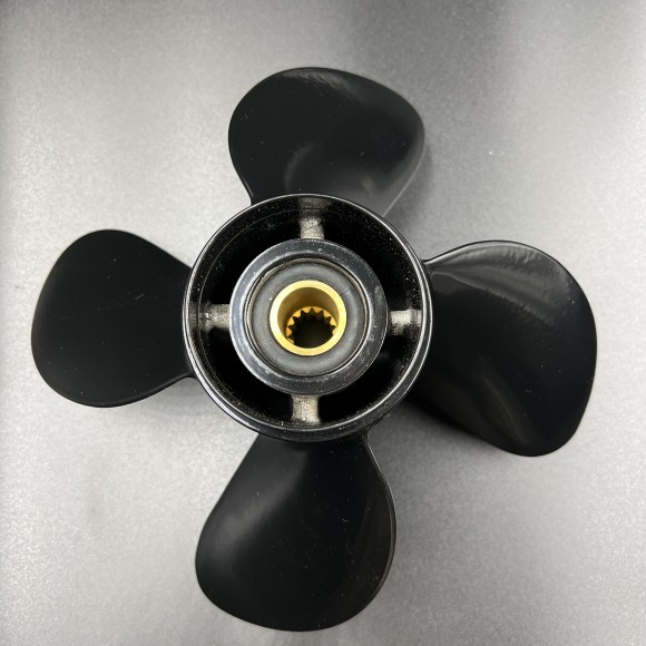 Гребной винт Johnson/Evinrude 20-35 (3x10-1/4x15) (Polastorm) Гребной винт Johnson/Evinrude 20-35 (3x10-1/4x15) (Polastorm)