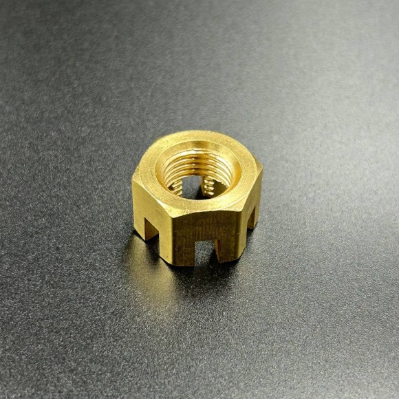 Гайка крепления гребного винта Yamaha 20-30, F20-45 (90171-14013) (Osaka)