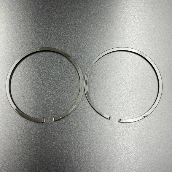 Кольца поршневые, комплект на один поршень Tohatsu 25-30 (STD) (Omax)