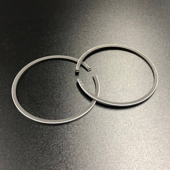 Кольца поршневые, комплект на один поршень Suzuki DT25-30 (STD) (Omax)