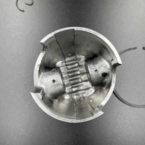 Поршневой комплект Suzuki DT20-30 (+0.50mm) (12110-96353-050) (Osaka)