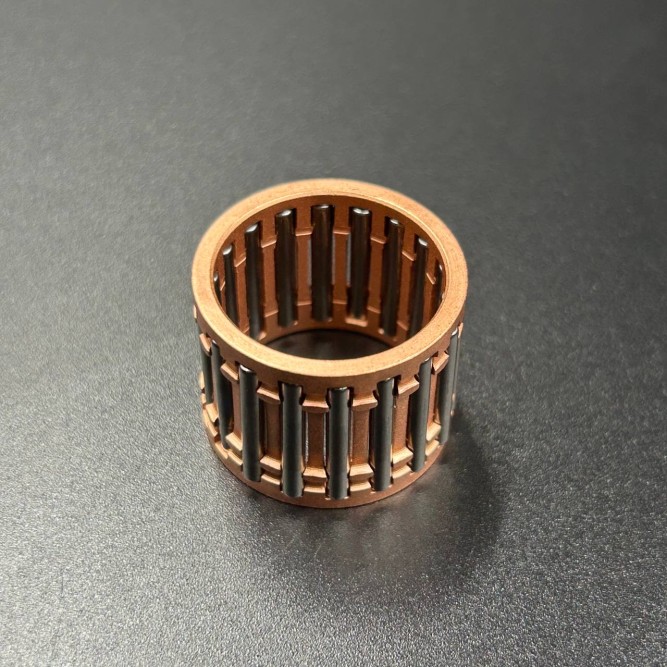 Подшипник поршневой Yamaha 115-250 (Палец на 23mm) (93310-323V6; 93310-32668) (23х28х21.5) (Omax)