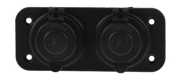 Панель с двумя разъёмами прикуривателя