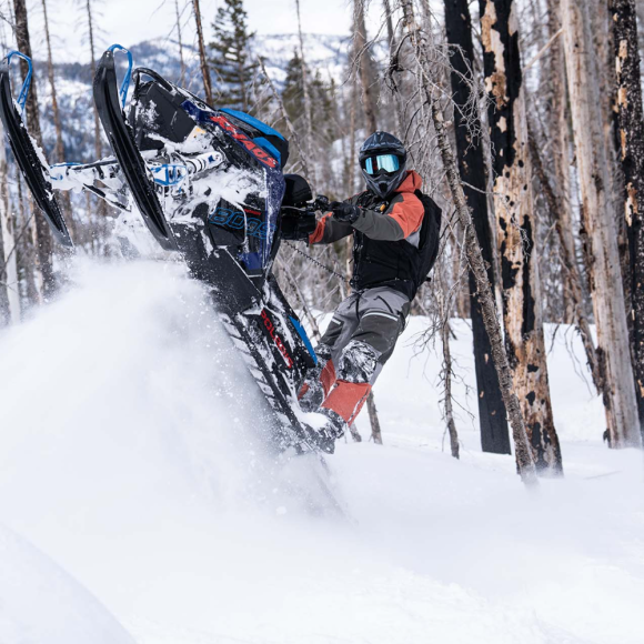 Комбинезон Tobe Novo V4 без утеплителя Barn Red, L Комбинезон Tobe Novo V4 без утеплителя Barn Red, L