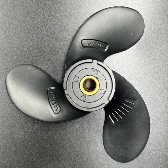 Гребной винт Suzuki DF2.5 (3x7-1/2x6) (58111-91J00-019) (от 2011 г.в) Гребной винт Suzuki DF2.5 (3x7-1/2x6) (58111-91J00-019) (от 2011 г.в)