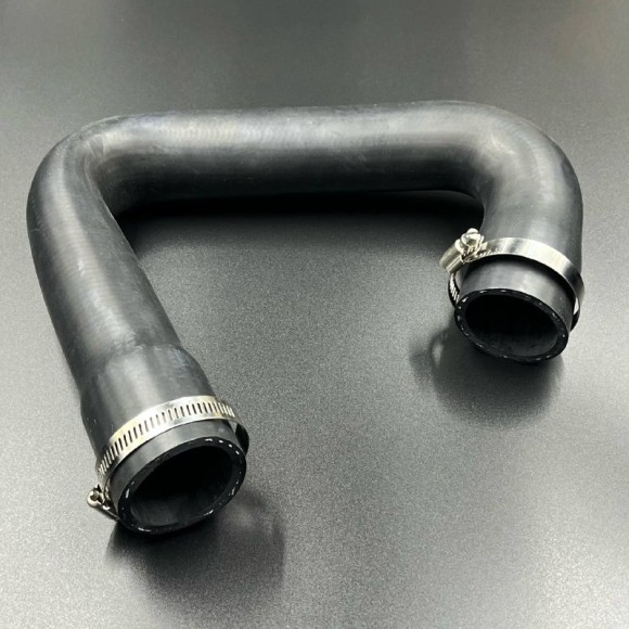 Патрубок термостата Volvo Penta  (JSP)