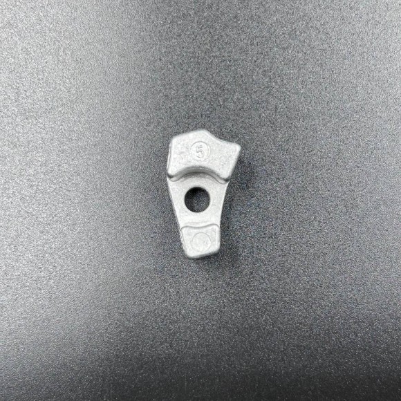 Анод блока Yamaha 9.9-15 (682-11325-00) (YUELANG) Анод блока Yamaha 9.9-15 (682-11325-00) (YUELANG)