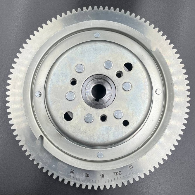 Маховик Yamaha 25-30 (C венцом для электростартера) (YUELANG)