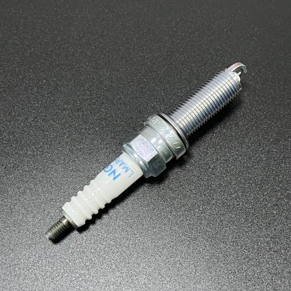 Свеча зажигания NGK LMAR6A-9