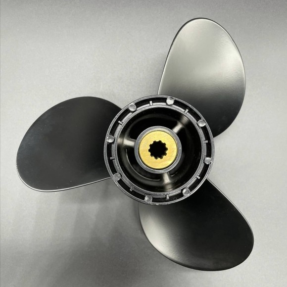 Гребной винт Suzuki DT9.9A-DT15A, DF9.9B, DF8A-20A (3x9-1/4x10) Гребной винт Suzuki DT9.9A-DT15A, DF9.9B, DF8A-20A (3x9-1/4x10)