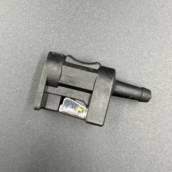 Коннектор топливный Yamaha 4-200, F4-50 (6G1-24305) (KACAWA) Коннектор топливный Yamaha 4-200, F4-50 (6G1-24305) (KACAWA)