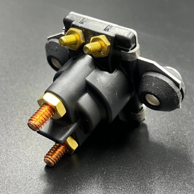 Реле (U=12V; I=40A) Mercury 25-40 2-Cyl/40-90 3-Cyl/100-115 4-Cyl (850187T1) (MERCURY) QS