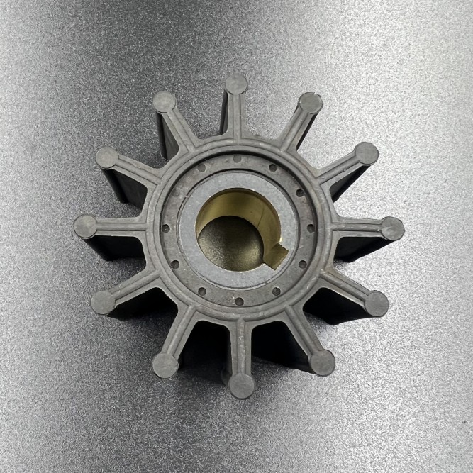 Крыльчатка помпы охлаждения VOLVO PENTA 3.0/4.3/5.0/5.7/5.8/7.4L (Omax)