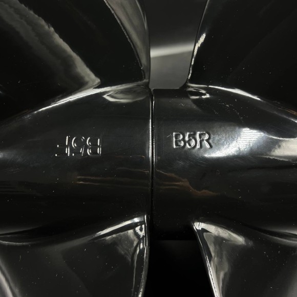 Гребной винт Volvo Penta DP B5 Front&Rear Props B5F&B5R (Polastorm)