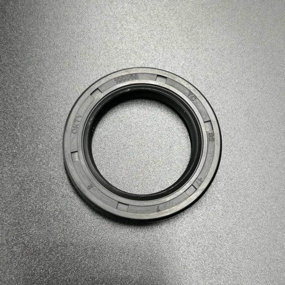 Сальник вариатора 32x47x7 BRP Can-Am Outlander, Commander, Maverik, Renegade (ZIBO)