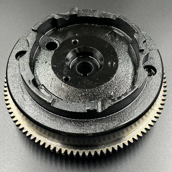 Маховик Yamaha 9.9-15 (C венцом для электростартера) (YUELANG)
