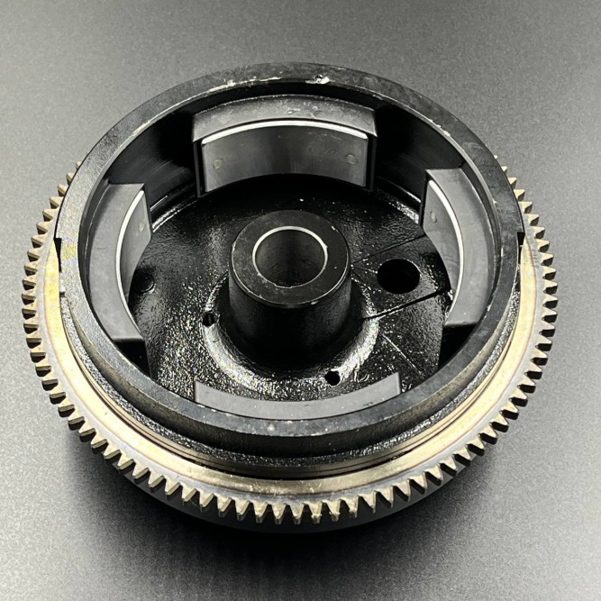 Маховик Yamaha 9.9-15 (C венцом для электростартера) (YUELANG)