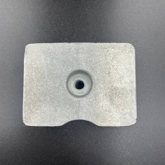 Анод редуктора Yamaha 9.9-30, F8-F25 (Цинковый) (PWB) Анод редуктора Yamaha 9.9-30, F8-F25 (Цинковый) (PWB)