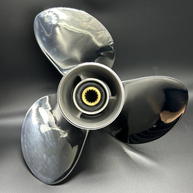 Гребной винт Yamaha 60-140, F70-F130 Stella (3x13 1/2x15) (Сталь) (Polastorm)