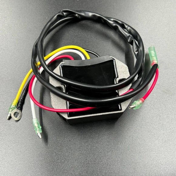 Выпрямитель-регулятор Tohatsu MFS9,9-18 (3V9-76060-2) (JSP) Выпрямитель-регулятор Tohatsu MFS9,9-18 (3V9-76060-2) (JSP)