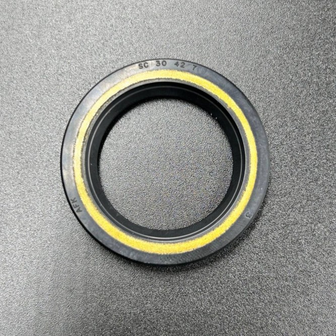 Сальник гребного вала Yamaha F225F-F300D (93101-30004) (30x42x7) (OMAX)