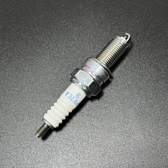 Свеча зажигания NGK CPR7EA-9