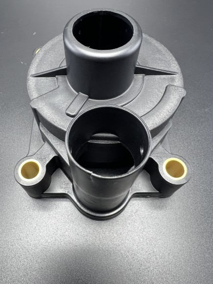 Корпус помпы охлаждения Suzuki DF200-250, DF250-350(A) (HSP) (Уценка) Корпус помпы охлаждения Suzuki DF200-250, DF250-350(A) (HSP) (Уценка)