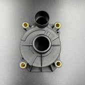 Корпус помпы охлаждения Suzuki DF200-250, DF250-350(A) (HSP) Корпус помпы охлаждения Suzuki DF200-250, DF250-350(A) (HSP)