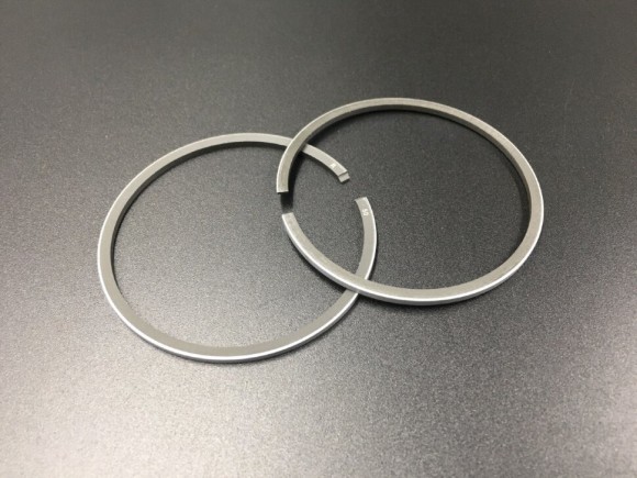 Кольца поршневые, комплект на один поршень Suzuki DT9.9-15 (толщина 2mm) (0.50mm) (Omax)