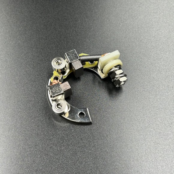 Щеточный узел  Yamaha 40-70, Suzuki 20-40