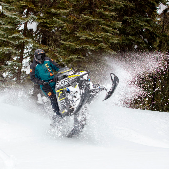 Комбинезон FXR Recruit без утеплителя Black/Drk Steel/Inferno, XL Комбинезон FXR Recruit без утеплителя Black/Drk Steel/Inferno, XL